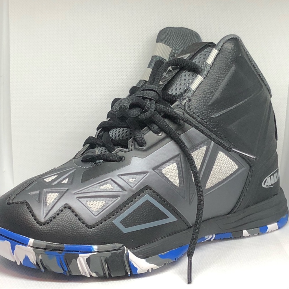 AND1 Boys Chaos Basketball Shoes